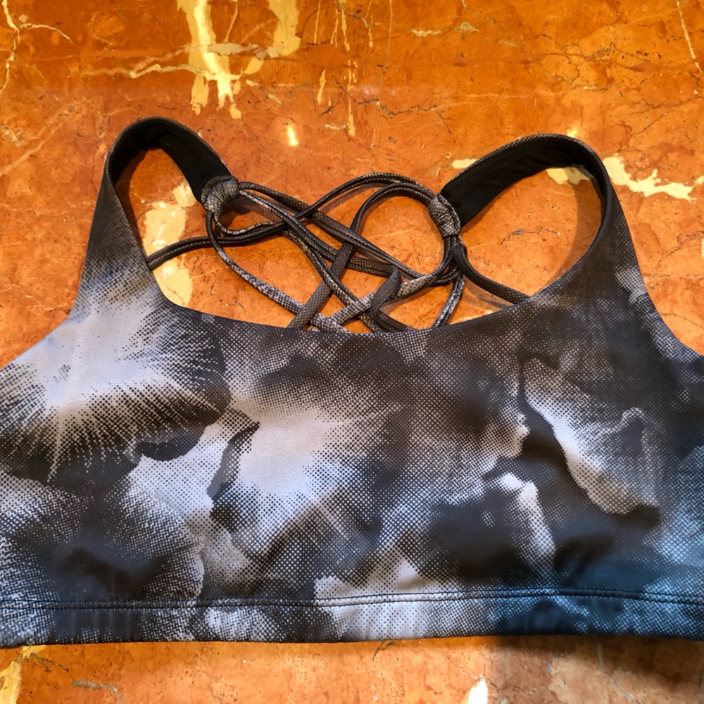 Onzie sports bra